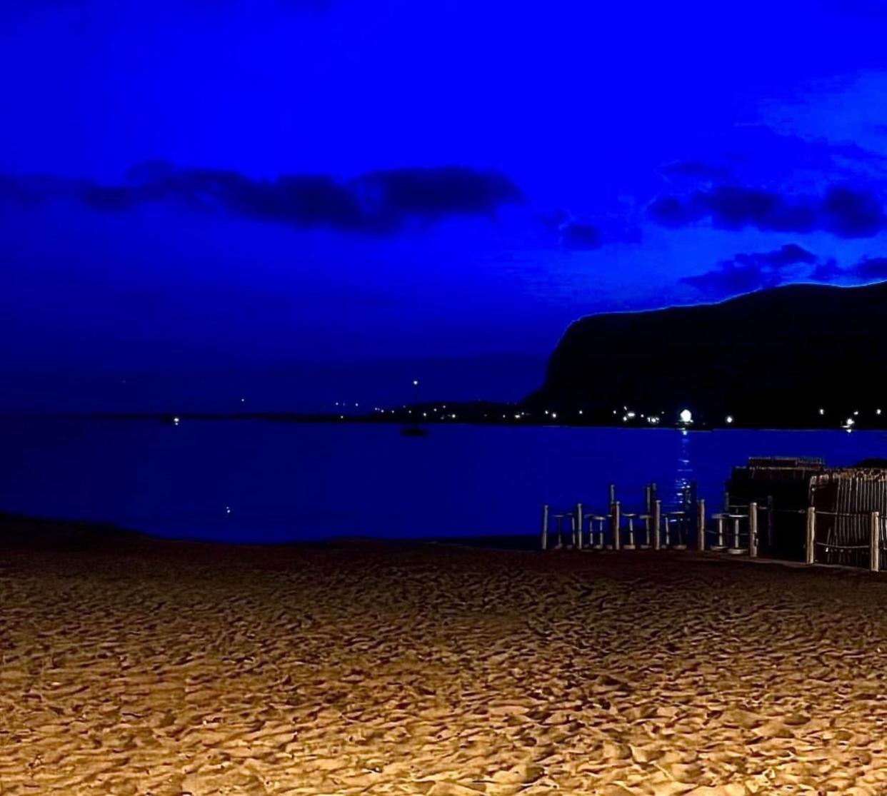Stabilimento Lido Burrone Bed & Breakfast ฟาวีญานา ภายนอก รูปภาพ